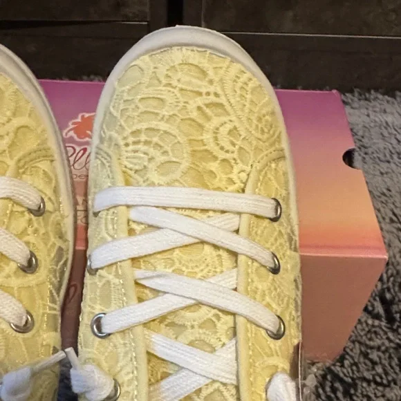 Jellypop Yellow Lace-Up Women's Sneakers - Picture 3 of 8